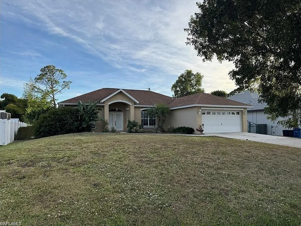 4649 Santiago Ln