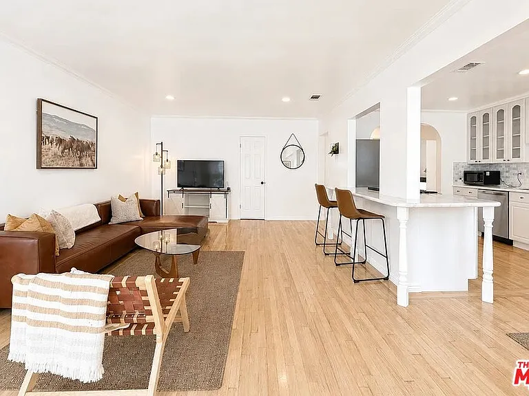 834 Lincoln Blvd #5 — Photo 9