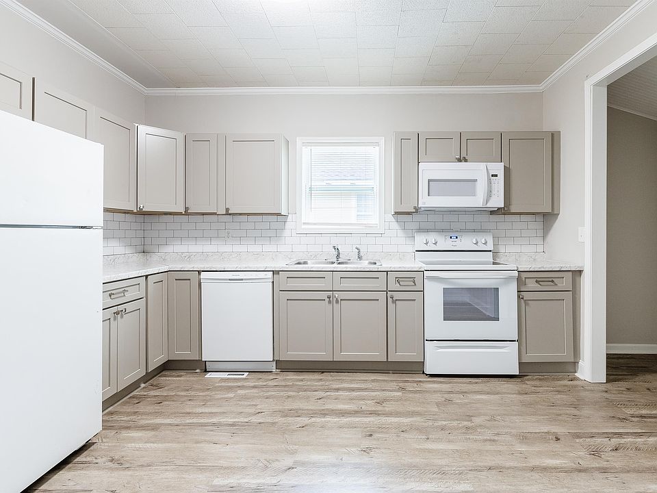 Large and updated Kitchen space