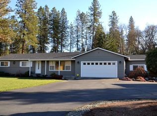 225 Espey Rd, Grants Pass, OR 97527