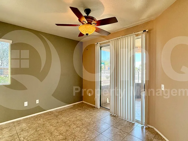 2929 W Yorkshire Dr #1041 — Photo 7
