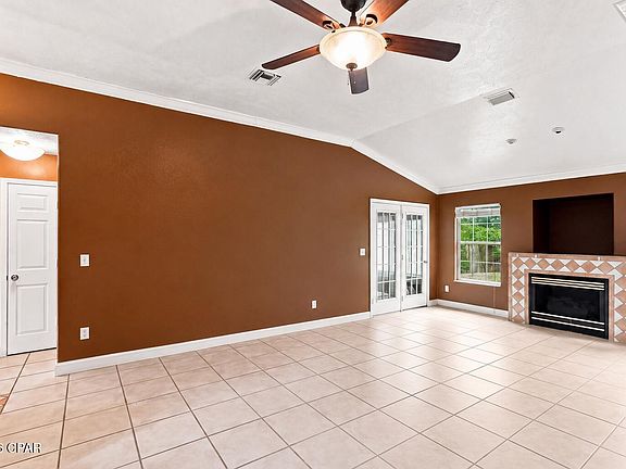 5th image of 208 Palm Cir