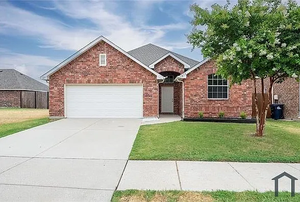 1012 Raleigh Path Rd — Photo 1