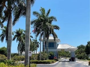 18529 Royal Hammock Blvd, Naples, FL 34114