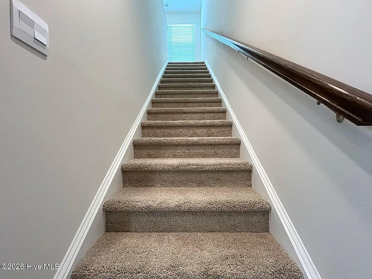 512 Ragapple Ln — Photo 29