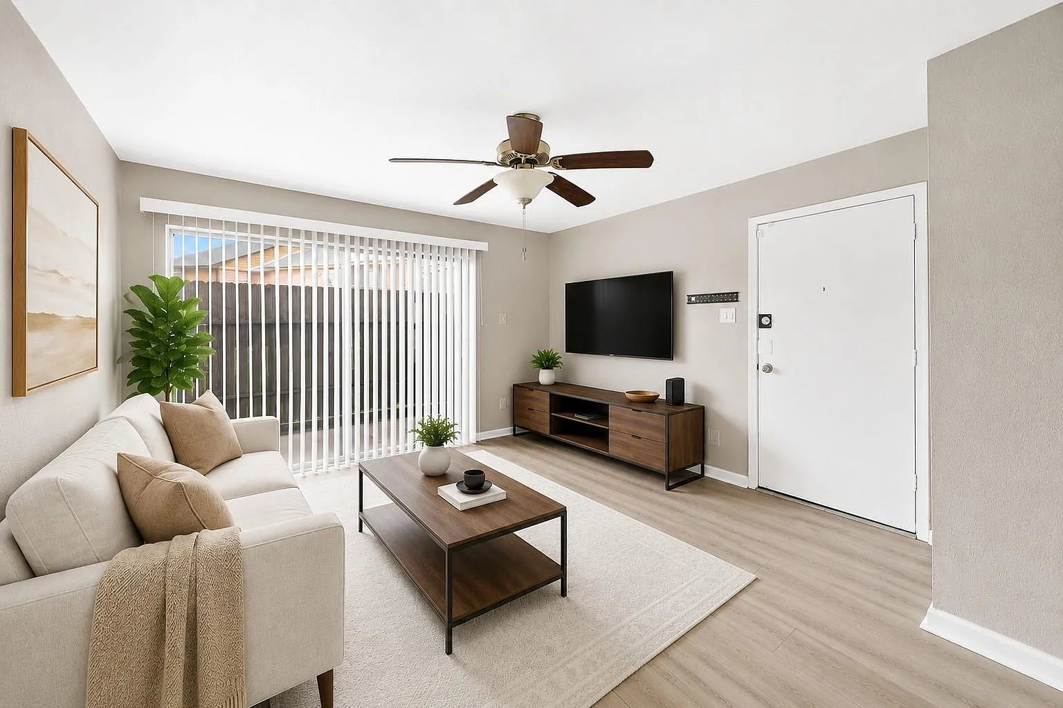 1 bed, 1.0 bath, 672 sqft, $950 — Photo 3