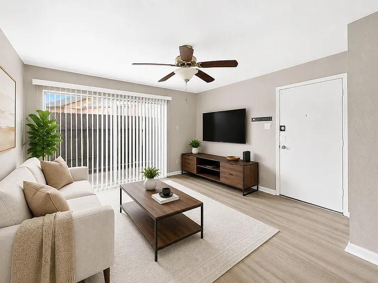 9090 S Braeswood Blvd #75 — Photo 3