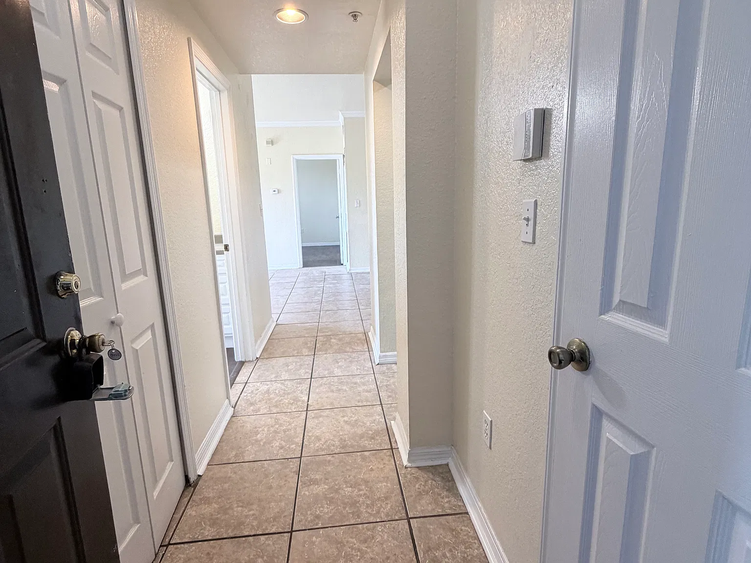 2 bed, 1062 sqft, $1,750 — Photo 2