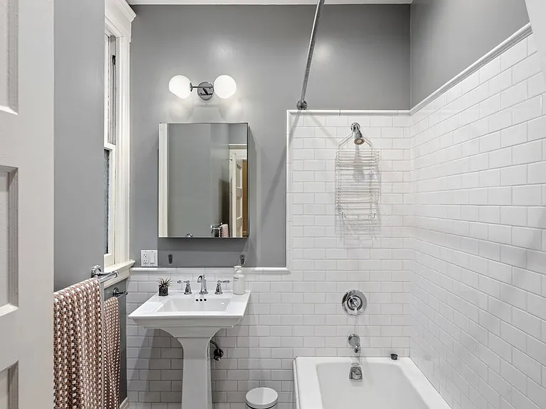 75 Sharon St — Photo 18