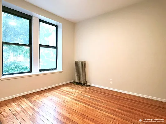 Rented by Sovereign Associates | media 33