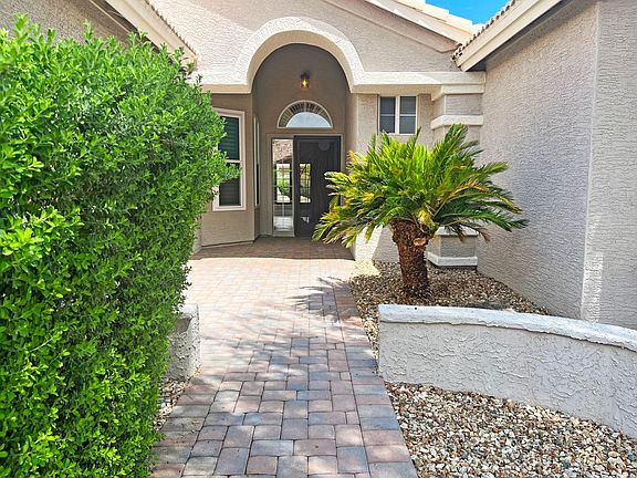 Front entryway