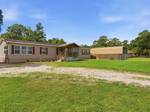8454 Harvard St, Lumberton, TX 77657
