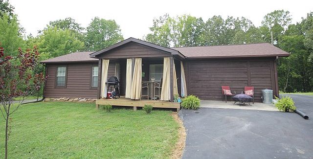 1st image of 308 Buck Ln