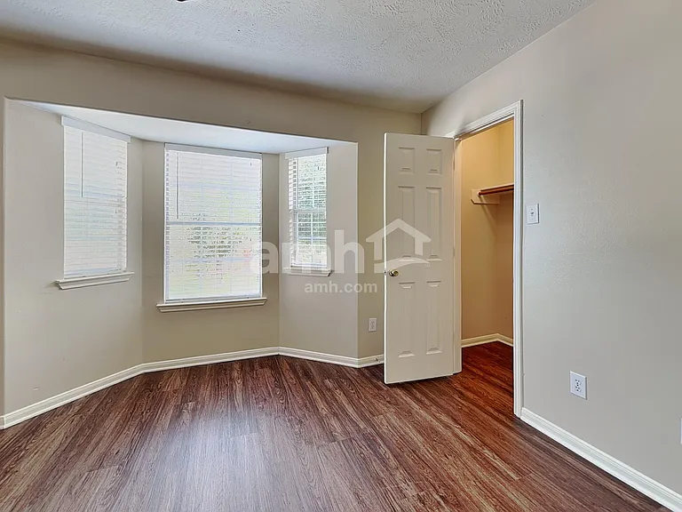 9031 Ferndale View Dr — Photo 14