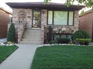 5820 S Mulligan Ave, Chicago, IL 60638