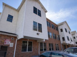 50 Adams St Unit 109, Worcester, MA 01604