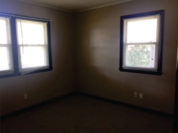 bdrm 3 - 13' x 14'