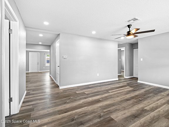 4th image of 2814 Floridiane Ave
