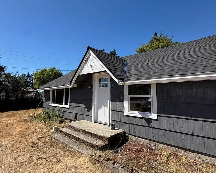 3658 NW Munson St #A — Photo 1