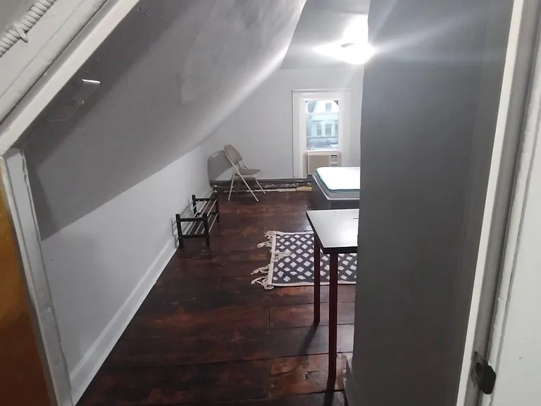 95-97 Randolph Ave #5 — Photo 14