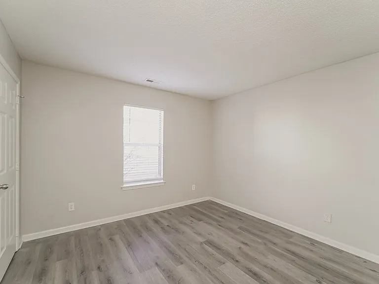 9236 Kimmel Ln — Photo 17