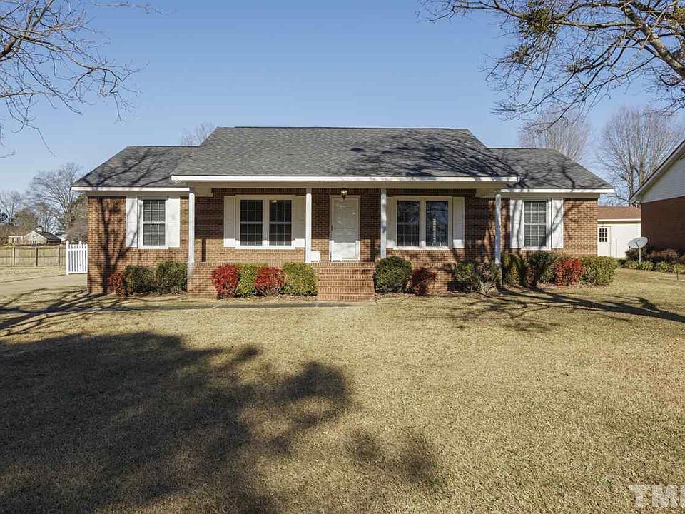 1st image of 104 Marion Dr