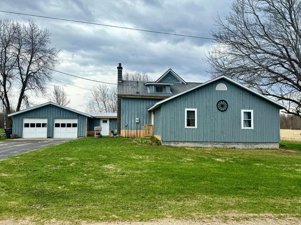 132 Tourville Rd, Chateaugay, NY 12920
