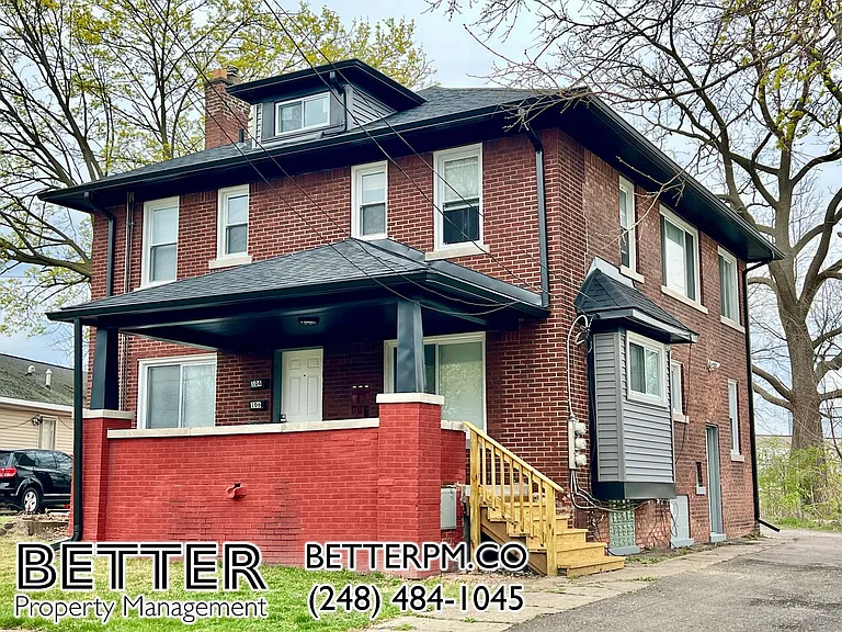 104 Henderson St — Photo 15