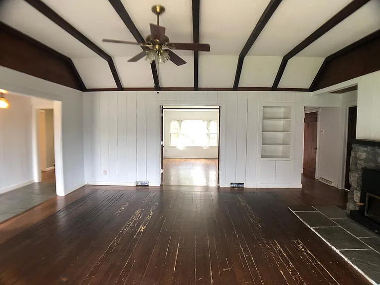 1 Acre Dr — Photo 5