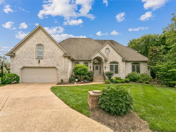 100 Fairway Ln, Yorktown, VA 23693