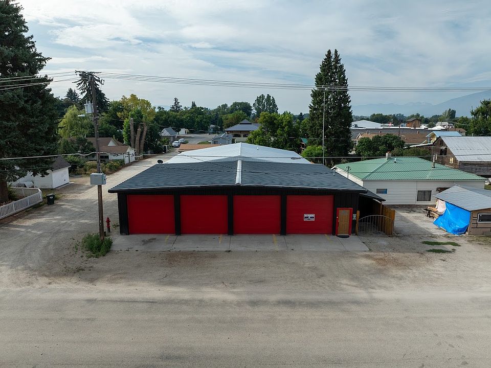 1st image of 297 2nd St