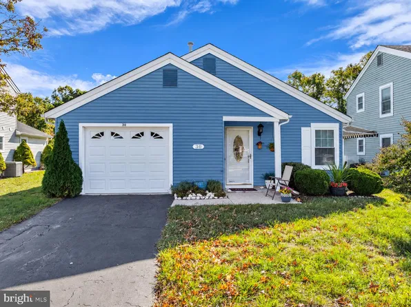 30 Pine Oak Blvd, Barnegat, NJ 08005