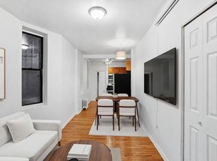 351 W 47th St #1, New York, NY 10036
