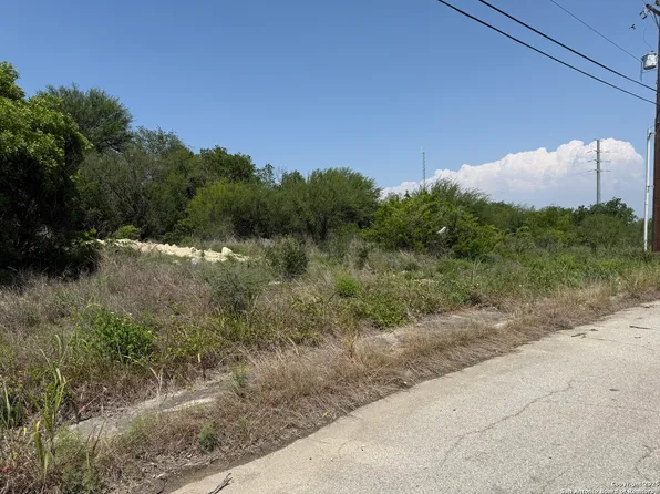 205 Jenull Ave LOT 81, San Antonio, TX 78202