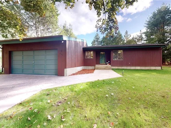 464 Usquepaugh Rd, South Kingstown, RI 02892