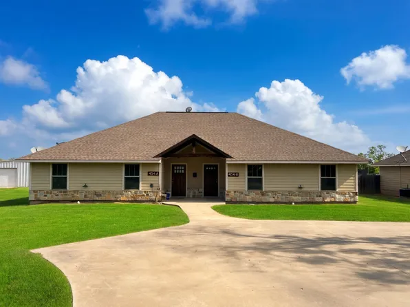 404 Butler St, Savoy, TX 75479