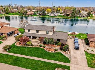 54670 Blue Cloud Dr, Shelby Township, MI 48315