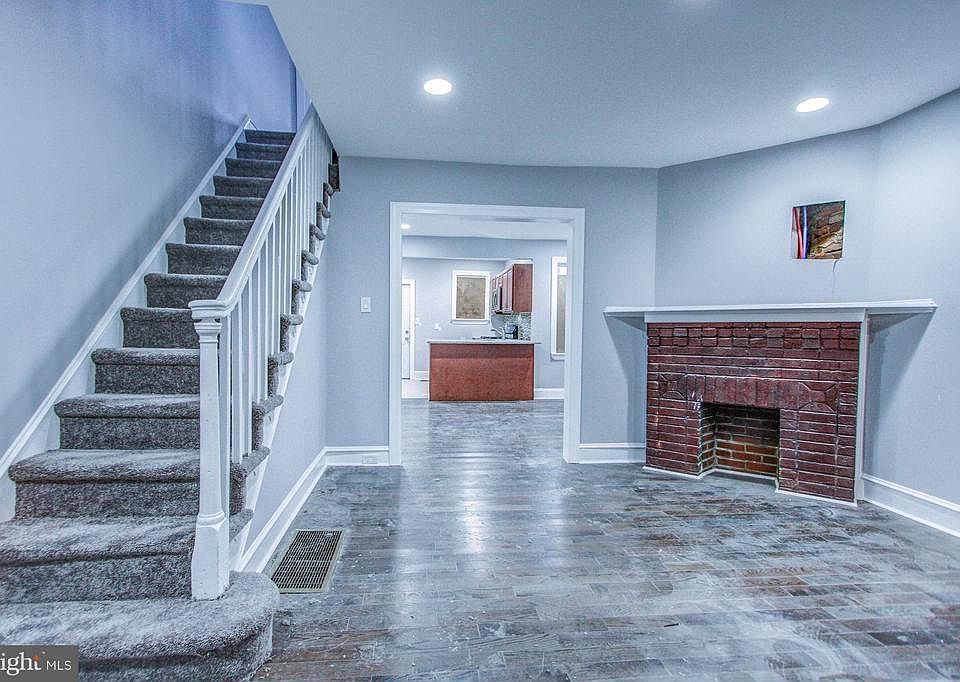 1st image of 2611 S Bialy St