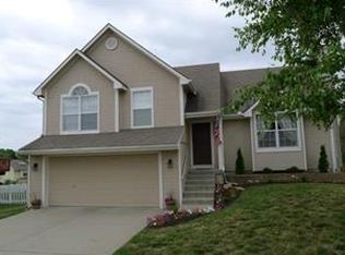 10704 N Wallace Ave, Kansas City, MO 64157