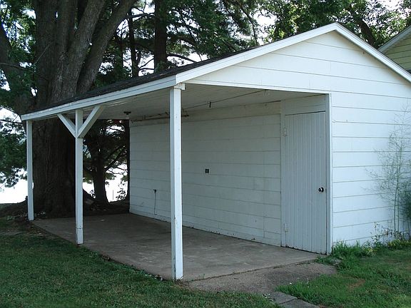 3rd image of 188 Abel Dr