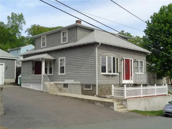 157 Fairfield Ave, Woonsocket, RI 02895