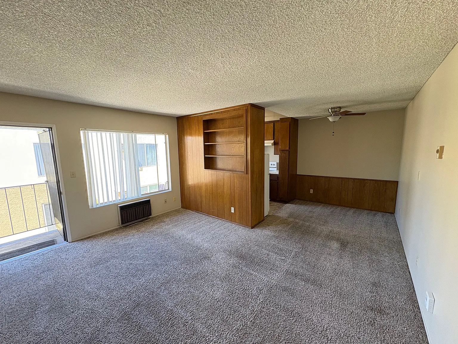 1 bed, 650 sqft, $1,895 — Photo 2