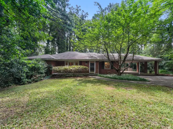 1774 Briarlake Cir, Decatur, GA 30033