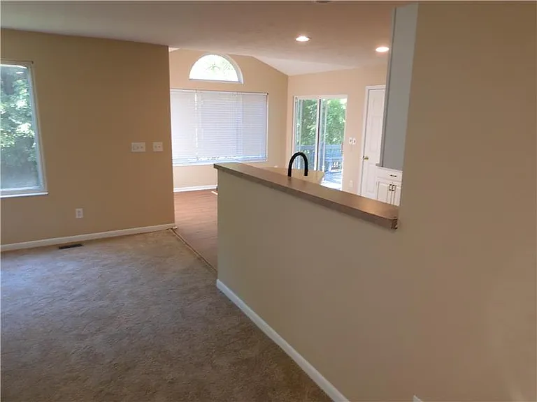 1681 Colonade Dr — Photo 9