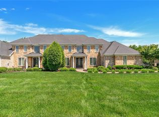 107 Chancellor Ct, Mars, PA 16046
