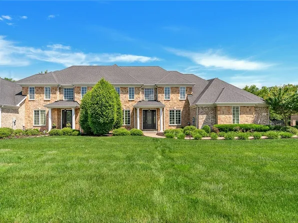 107 Chancellor Ct, Mars, PA 16046