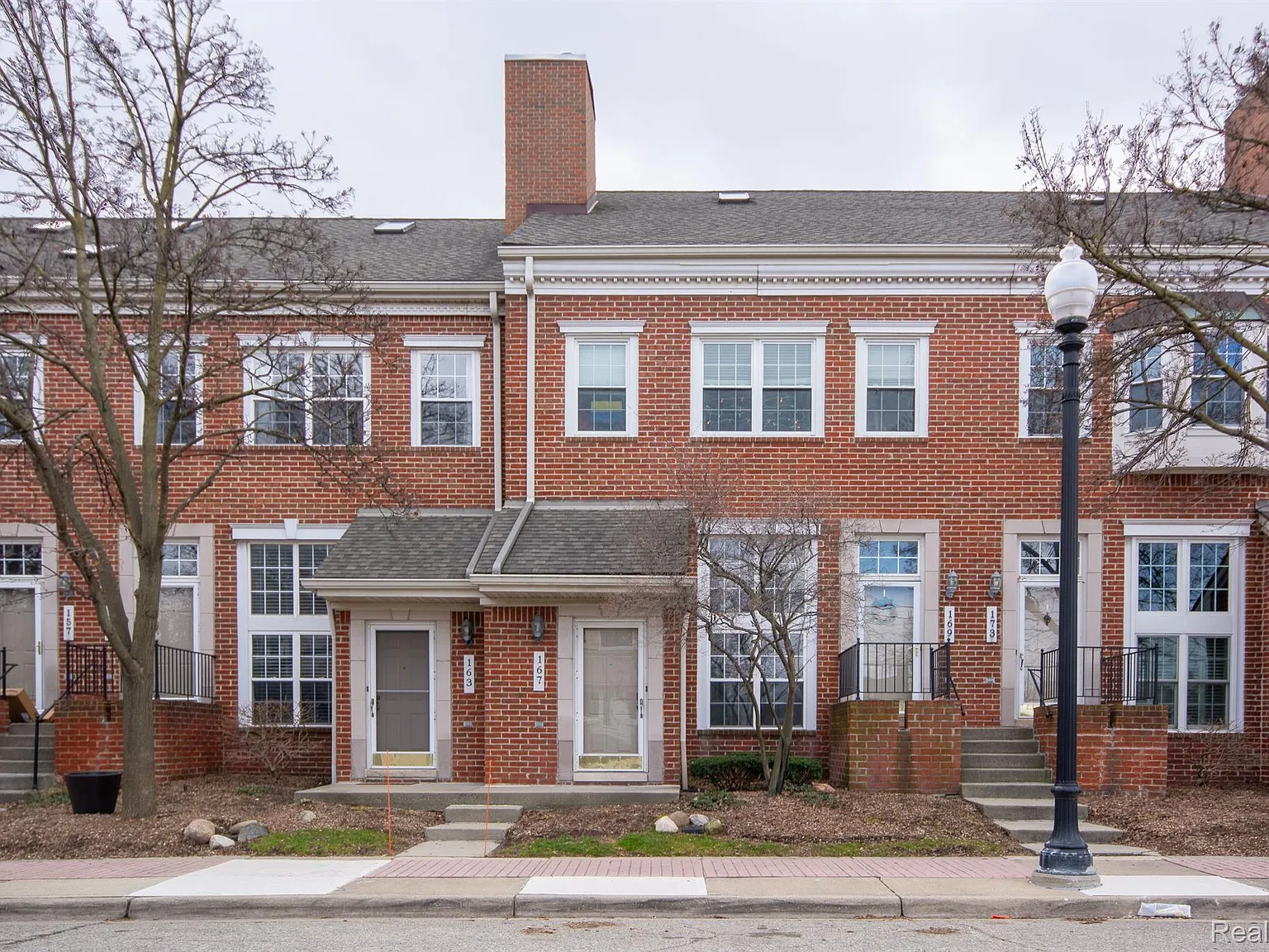 2 bed, 783 sqft, $2,200 — Photo 1