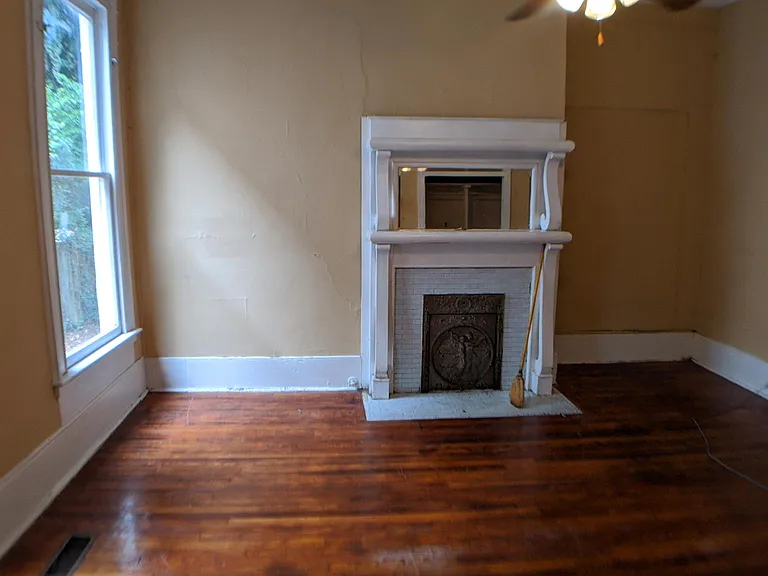 323 Orange St #1 — Photo 6