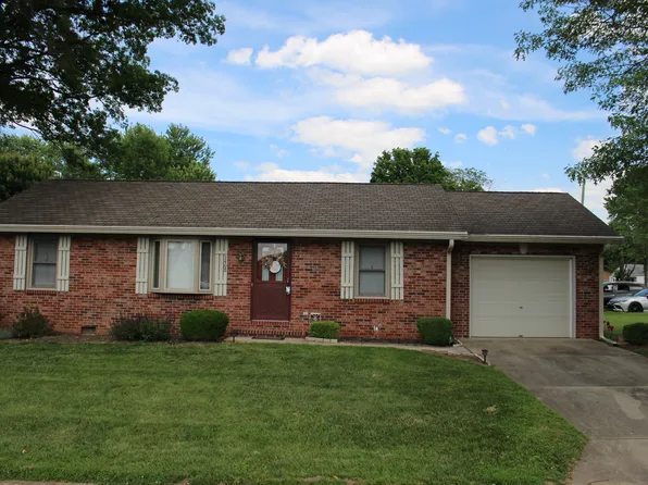 1408 Martin Ct, Seymour, IN 47274