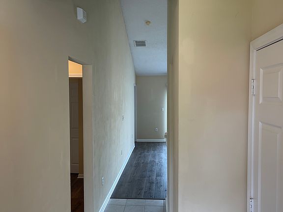 5th image of 24 Bunker View Dr #A